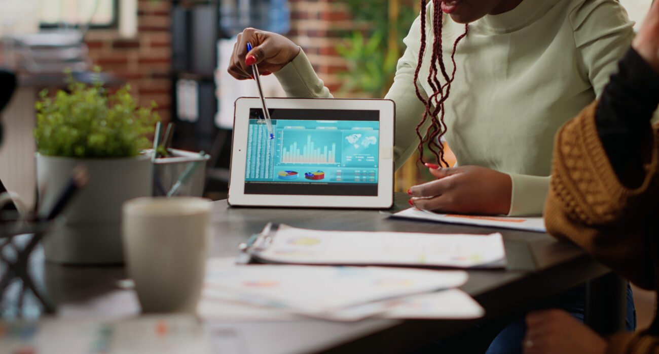 Provide expert guidance on developing an AI strategy and integrating AI into your business processes.